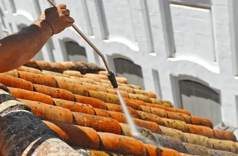 Nettoyage de toitures - Annot